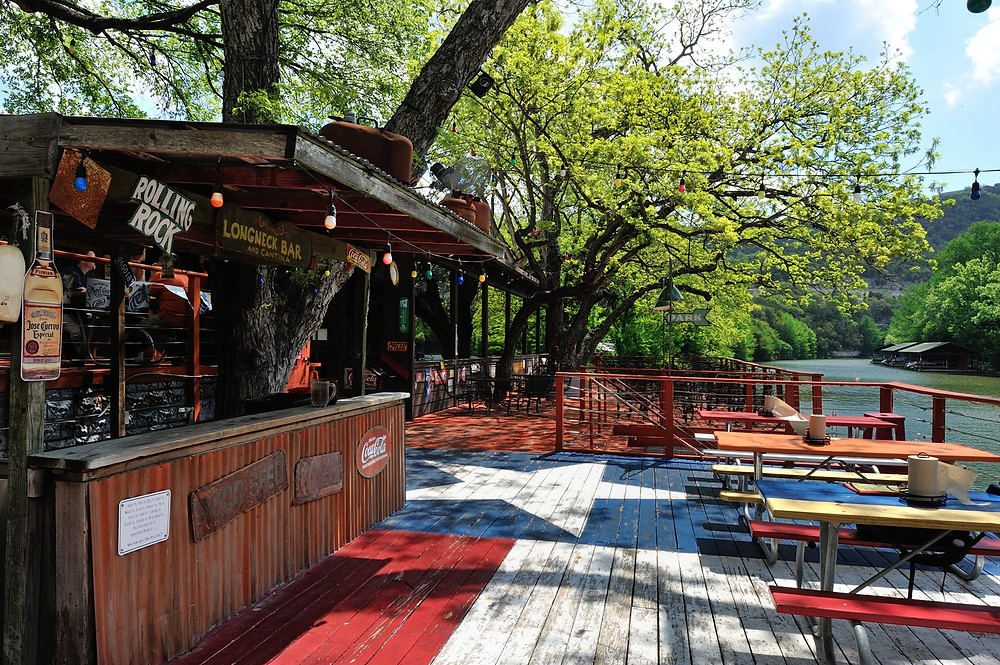 Top 5 Lake Austin Lakeside Restaurants